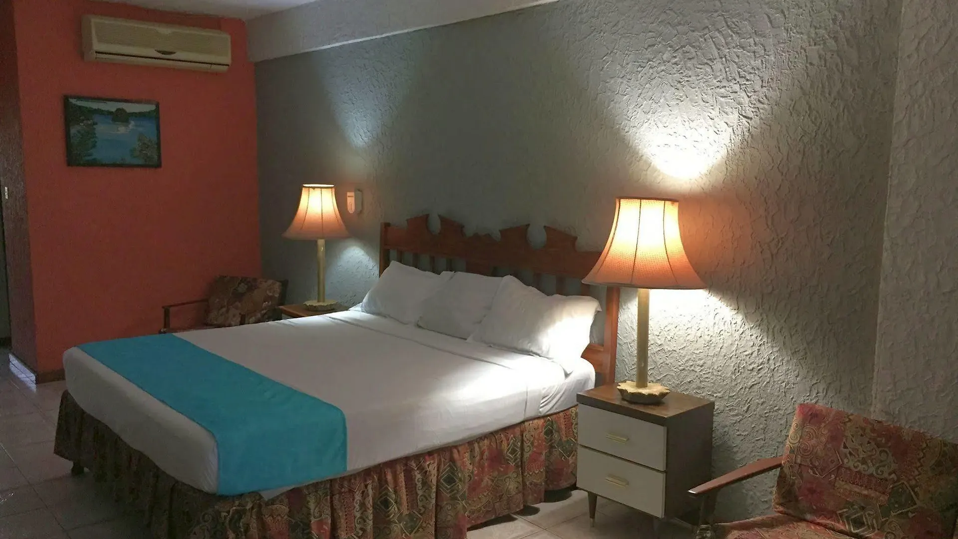 Cariblue Hotel & Scuba Resort Montego Bay 3*,  Jamaica