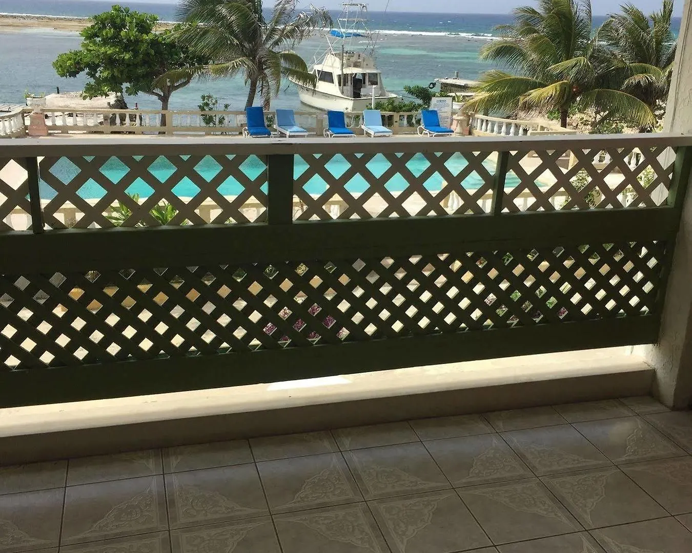 Cariblue Hotel & Scuba Resort Montego Bay Jamaica