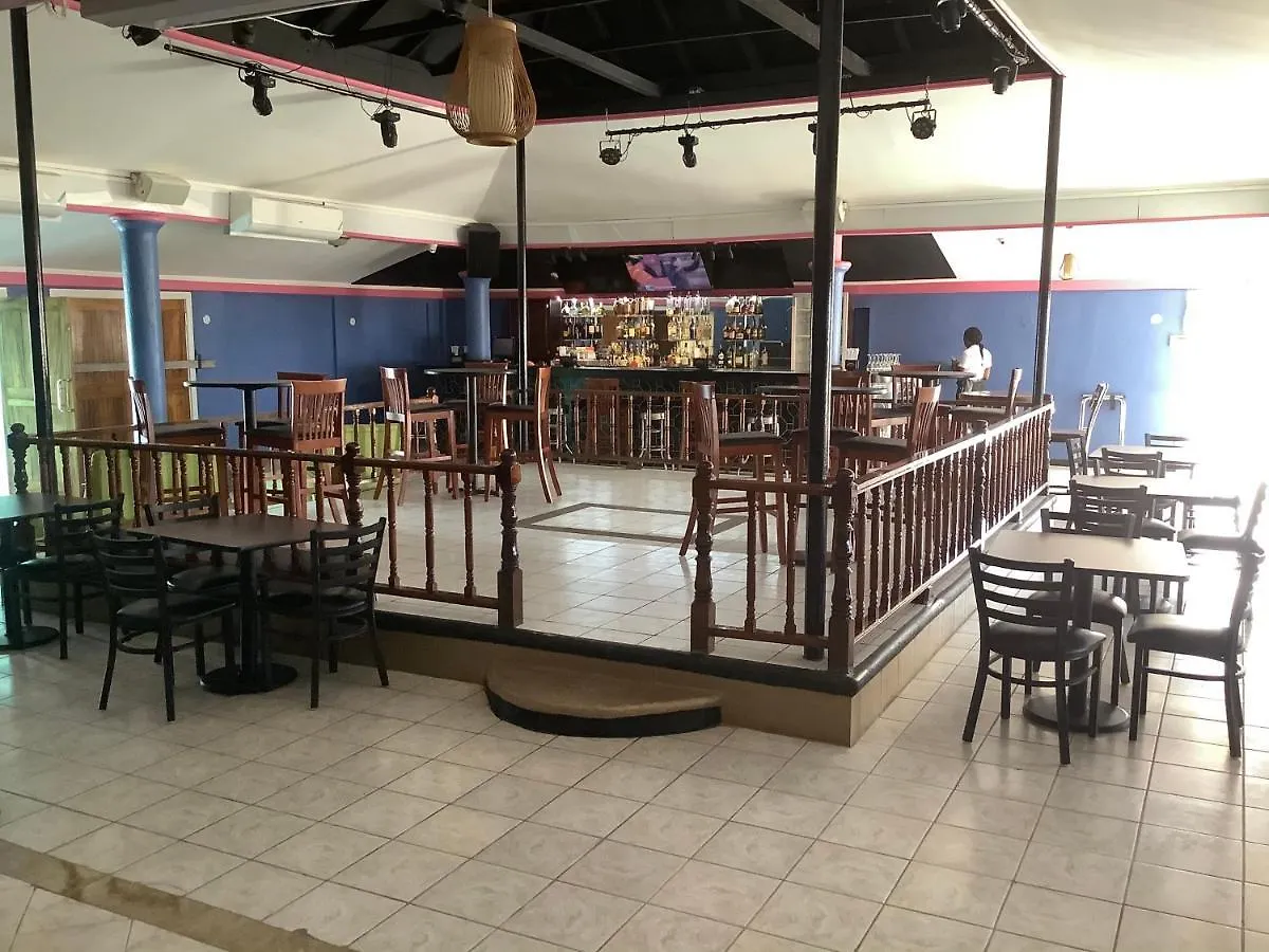 Cariblue Hotel & Scuba Resort Montego Bay 3*,  Jamaica